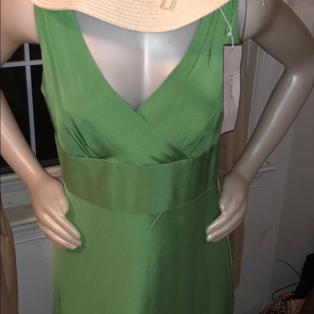Beautiful Event Dress - Picture 2 of 4